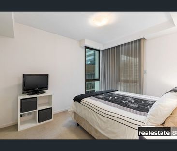 PRESTIGE RIVERSIDE LIVING! - Photo 6