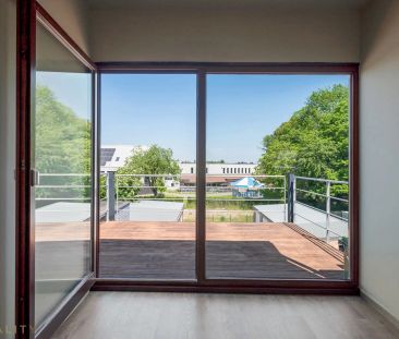 Centraal gelegen 2 slpk. appt. met gar. en terras. Vrij vanaf 15/03... - Photo 5