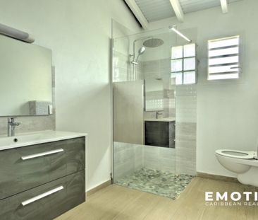 Location Appartement 2 pièces 65m² LES ABYMES 97139 - Photo 5