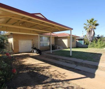 3x1 Home in Merredin - Photo 3