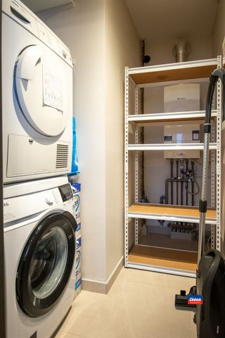 Modern appartement met 2 slpks, terras + garage - € 985 - Photo 2