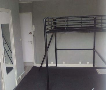 Location Appartement 1 pièce 13m² - Photo 1