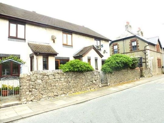 Ulverston Road, Dalton-in-furness, LA15 - Photo 1