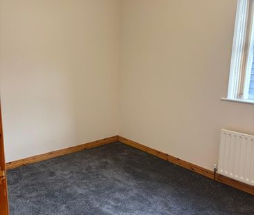 37 Redwood Park, Coleraine, BT51 3GH - Photo 3
