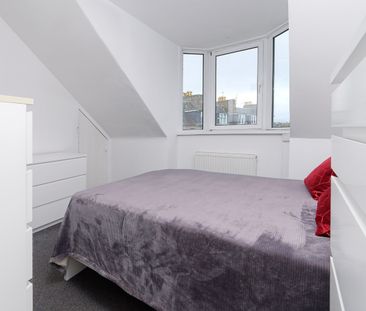 1 Bed Flat, Holburn Street, AB10 - Photo 3
