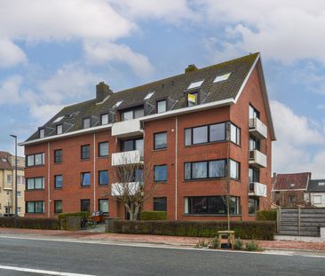 Vernieuwd appartement met 2 slaapkamers te huur te Oostende - Photo 2