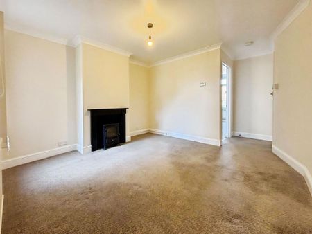 1 bedroom maisonette to rent - Photo 2