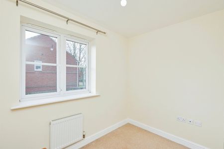 Bishop Lonsdale Way, Derby, Mickleover - Photo 2