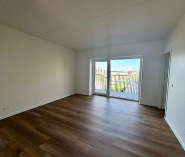 Delevenlig 3-værelses lejlighed i Nørresundby med altan - Photo 3