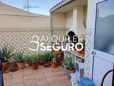 Alquiler de casa o chalet independiente en Calle Bailarina Isadora Duncan - Photo 4