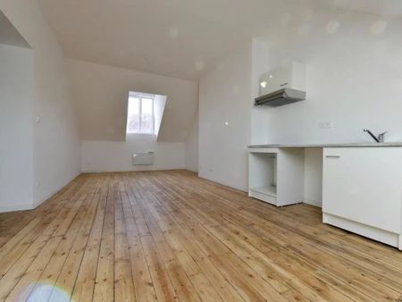 Location Appartement 2 pièces 51 m2 à Saint-Quentin - Photo 2