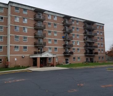 607-745 Davis Drive, Kingston, ON K7M 7X3 - Photo 3