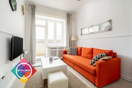 Bright and renovated 2 bedroom apartment in City Center - Zdjęcie 4