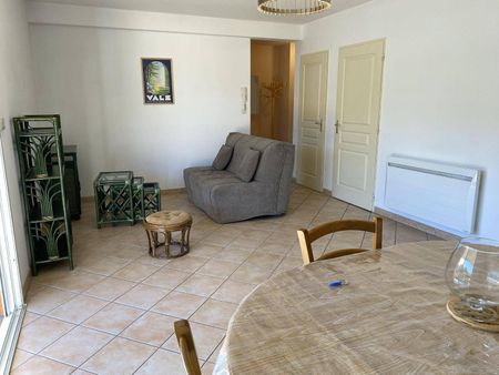 Location appartement 2 pièces 52 m² à Vals-les-Bains (07600) 4 - Photo 3
