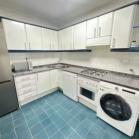 Calle Plus Ultra, Valencia, Valencian Community 46006 - Photo 1