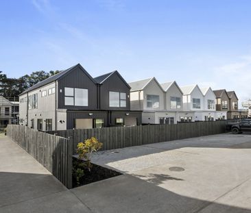 Karaka - 4 Bedrooms with 3 Bathrooms - Photo 4