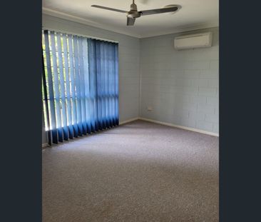 8 Canterbury Road, Kirwan, Qld 4817 - Photo 2