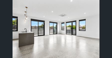 Executive Apartment Living in the heart of Pakington Street - Photo 5