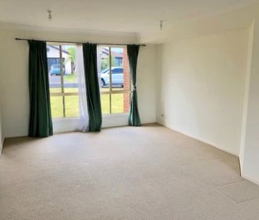 Beauty by the Beach - Photo 1