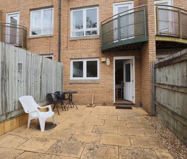 3 bedroom townhouse to rent - Photo 4