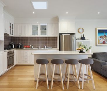 37A Amelia St, McKinnon VIC 3204 - Apartment For Rent | Domain - Photo 2