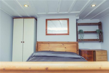 5 bedroom semi-detached house to rent - Photo 4