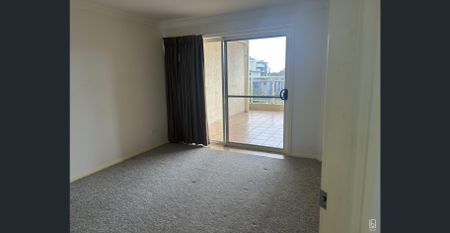 Coastal Convenience in the Heart of The Entrance - Photo 5