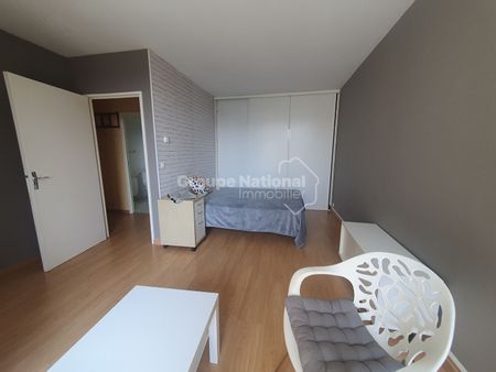 Le Chesnay Rocquencourt, 78150 - Photo 2