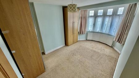 3 bedroom end of terrace house to rent - Photo 5