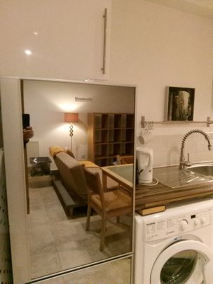 1 Bed Flat, Battersea Bridge Road, SW11 - Photo 1