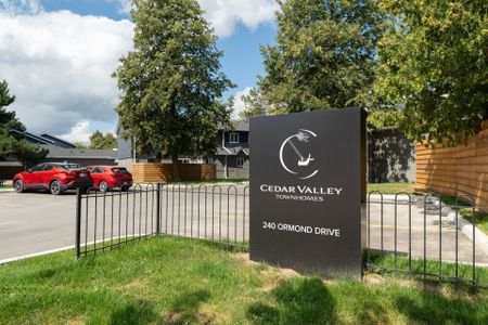 For Lease - 240 Ormond Drive Unit# B7, Oshawa, Ontario - Photo 2