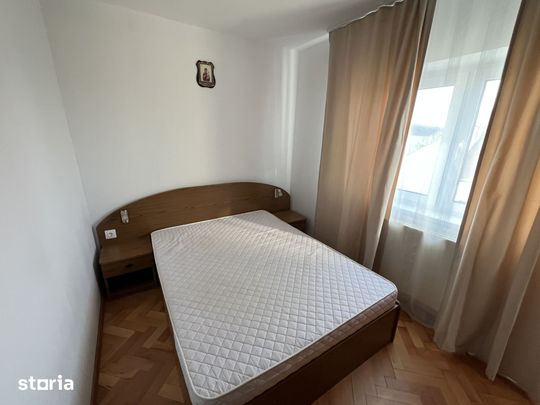 INCHIRIEZ apartament 3 camere decomandat, zona Parc Sub Arini - Photo 1