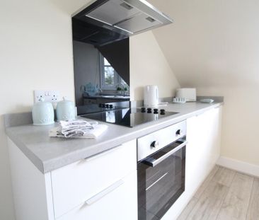 1 bedroom flat to rent - Photo 2