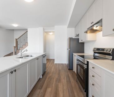 For Lease - 12 Feather Road, Welland, Ontario - Photo 6