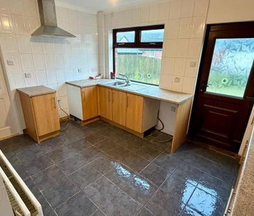 53 Rathcoole Drive, Newtownabbey, BT37 9AH - Photo 3