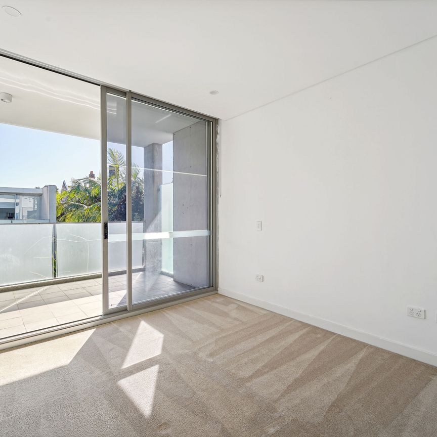 High End Design Apartment - Photo 1