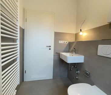 ** Altbaucharme neu interpretiert – hochwertig modernisiert ab Apri... - Foto 2