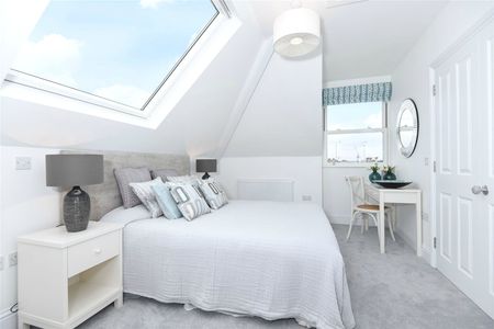 3 bedroom terraced house to rent - Photo 4