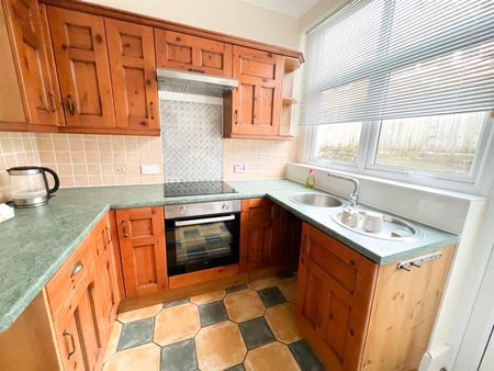 Lower Addiscombe Road, Croydon - Photo 4