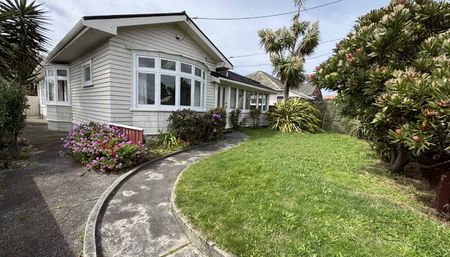 Kauri Street Retreat - Photo 5