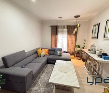 A Park-Facing Residence Offering Space and Elegance !! - Photo 1