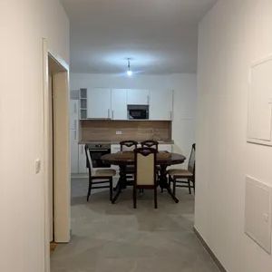 Großzügige 3-Zimmer-Wohnung mit großer Dachterrasse in Stammersdorf - Photo 1