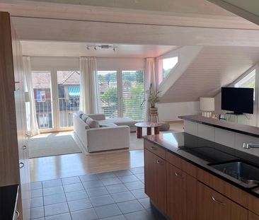 Helle Dachwohnung - beim Klusplatz - Foto 1