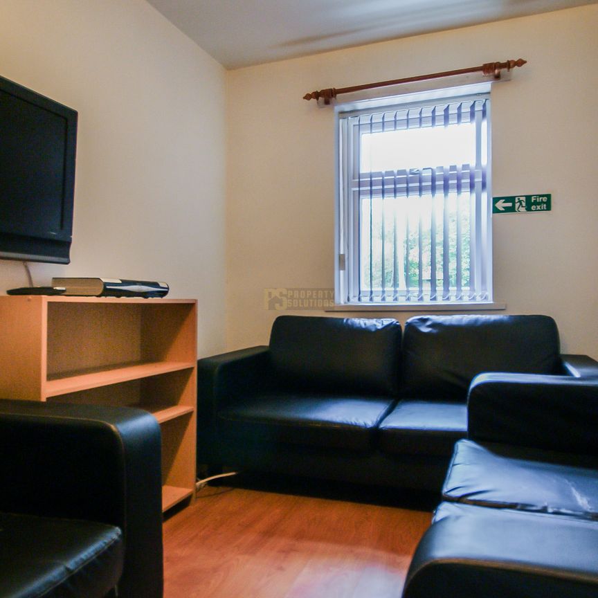 135 Hubert Road - Photo 1