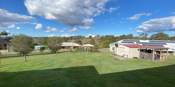 Large Family Home - Ample Shedding! - Photo 3