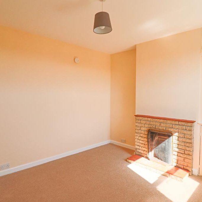 2 bedroom cottage to rent - Photo 1