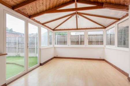 3 bedroom house to rent Gothic Way, Arlesey, Bedfordshire, SG15 - Photo 3