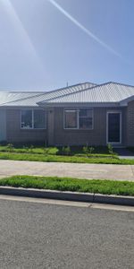 Large four bedroom affordable housing house - Photo 4