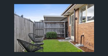 EASY LIVING WITH ALL THE PERKS - Photo 2