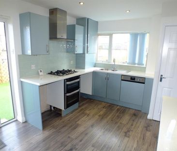 3 bedroom House To Let - Photo 6